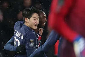 Lee Kang-in là cầu thủ hay nhất trận Siêu Cúp Pháp