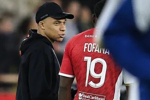 Mbappe chỉ còn được PSG trọng dụng tại Champions League?