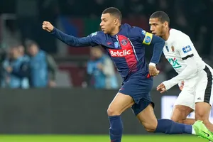Mbappe không đá chính trước Nice?