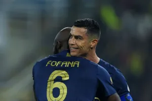 Seko Fofana thời điểm còn chung màu áo Al-Nassr với CR7