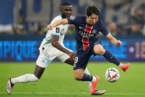 "Messi Hàn Quốc" Lee Kang-in và PSG đang có chất lượng thi đấu quá vượt trội so với kình địch Olympique Marseille