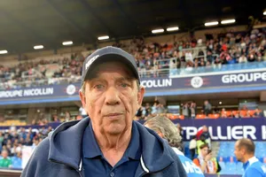 HLV Jean-Louis Gasset thừa nhận Montpellier không còn khả năng trụ hạng Ligue 1 sau thất bại Saint-Etienne