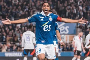 Andrey Santos ăn mừng bàn thắng thứ 10 tại Ligue 1 2024/25 vào lưới Lyon