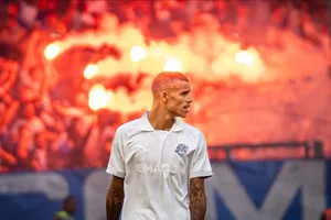 Mason Greenwood phản ứng bình thản sau khi không được đề cử vào danh sách bình chọn Cầu thủ xuất sắc nhất mùa giải 2024/25 của bóng đá Pháp. Ảnh minh họa: MadeinFOOT