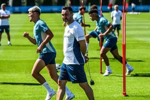HLV trưởng Olympique Marseille, Roberto De Zerbi cho biết ông muốn đội của mình "thi đấu tốt hơn" khi đối diện đại kình địch Paris Saint-Germain. Ảnh: Getty Images