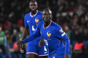 N'Golo Kante sẵn sàng trở lại Ligue 1. Ảnh: Getty Images