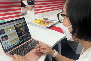 Corporate bond market needs to be controlled