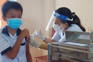 Third injection of Covid vaccines for children aged 12-17 years to be deployed