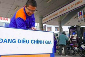 Gasoline prices may drop to VND25,000 per liter if stabilization fund not set up