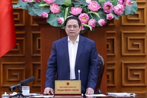 PM asks for solutions to promote financial, corporate bond, real estate markets