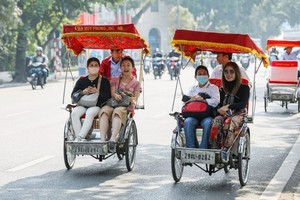 International tourist arrivals to Vietnam reach nearly 1 million in June