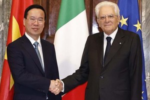 Italian President hosts farewell ceremony for Vietnamese counterpart