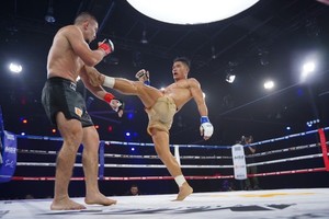 Tran Quoc Tuan wins four-man tournament Muay Thai Rampage