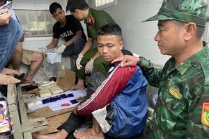 Man arrested for trafficking 18,000 drug pills across Vietnam-Laos border