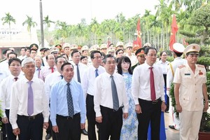 HCMC leaders pay respects at National Historical Site of Nga Ba Giong