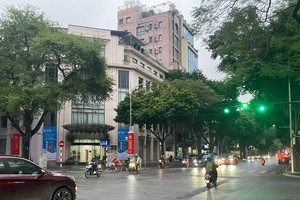 Cold air intensifies, Hanoi's temperature drops below 10°C again