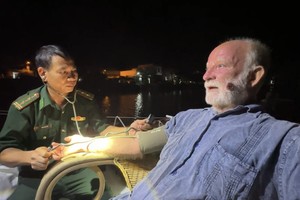 Sailed away, saved by locals: Foreigner rescued in Quang Ngai