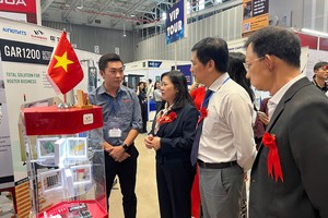 Vietnam’s first semiconductor expo underway in HCMC