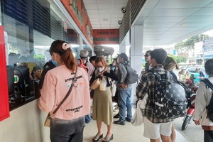 Intense ticket hunting for Lunar New Year travel