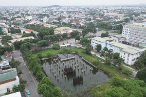 Trillion-Vietnamese-dong hospitals face stagnation, abandonment