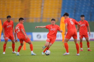 Vietnam experiments tactics against Cambodia ahead of Asian Cup qualifiers
