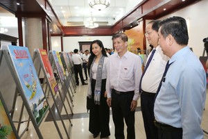 Party press must lead digital transformation 