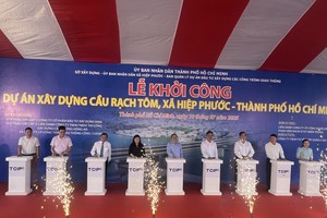 HCMC breaks ground on VND497-billion Rach Tom Bridge