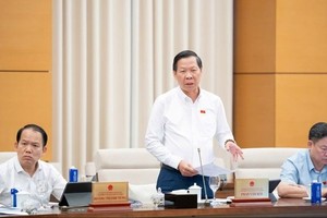 Further easing of monetary policy remains extremely challenging