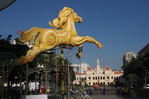 Nguyen Hue Flower Street for Tet 2026 nears completion ahead of opening day
