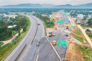 Three North–South Expressway East sections delayed over safety concerns
