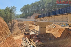 Viaduct over Mimosa Pass landslide takes shape amid rapid construction