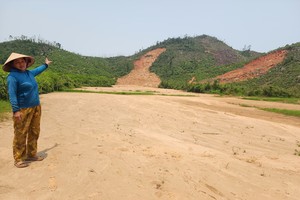 Buried farmland leaves farmers struggling