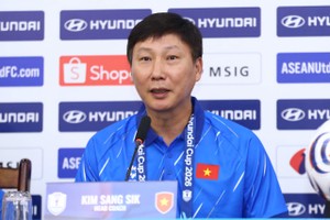 Vietnam ready to make ASEAN Cup history: Coach Kim Sang-sik