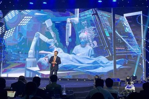 5G technology provides more chances to develop practical applications in life. (Photo: SGGP)