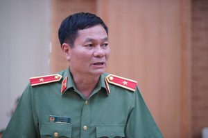 Major General Le Minh Manh in the press conference related to attack on VOV Online Newspaper
