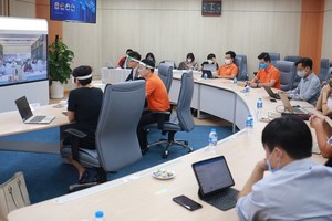 FPT has used online conference with its clients since the early stage of the pandemic. 