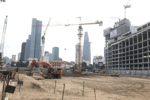 Boosting the payment and settlement for projects in accordance with their progress. (Photo: SGGP)