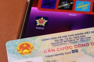 Several commercial banks using chip-based ID cards for authentication