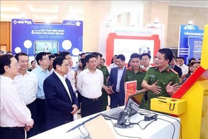 PM Pham Minh Chinh at an event on digital transformation (Photo: VNA) 