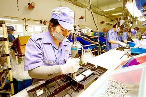 Cat Thai Manufacturing and Trading Co., specializing in making supporting industry products, is entitled for the loan interest rate subsidy by the city (Photo: SGGP)