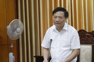 Director Nguyen Viet Hien of the provincial Education and Training Department continues to be suspended from work