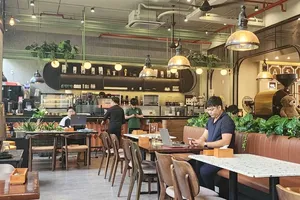 An F&B store in Ward 14 of Go Vap District in HCMC (Photo: SGGP)