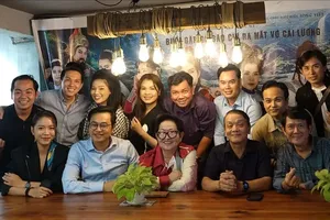 The production team of the epic Vietnamese historical Cai Luong play “Ganh co song Han”