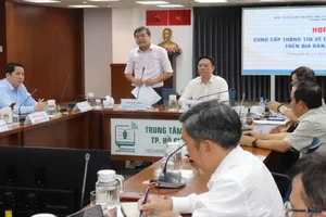 HCMC Party Committee’s Commission for Propaganda and Mass Mobilization Deputy Head Tang Huu Phong and HCMC Department of Culture and Sports Deputy Director Nguyen Ngoc Hoi are co-chairing the press conference