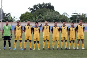 Thái tử Brunei Faiq Bolkiah Brunei không có tên mà vẫn vào sân thi đấu. Ảnh: Dũng Phương