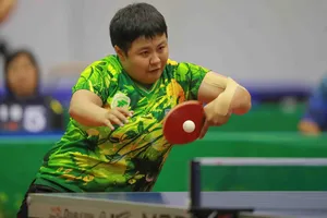 Tay vợt Mai Hoàng Mỹ Trang cùng đồng đội xuất sắc vô địch nội dung đồng đội nữ giải bóng bàn vô địch toàn quốc 2020. Ảnh: Dũng Phương