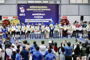 Hơn 300 tay vợt tham gia tranh tài ở Giải Pickleball Hội nhà Báo Việt Nam 2026. Ảnh: Quỳnh Mai