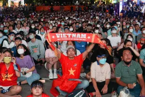 TPHCM lắp đặt 5 màn hình LED "khổng lồ" tiếp lửa đội tuyển Việt Nam tại ASEAN Cup 2026. Ảnh: Quỳnh Mai