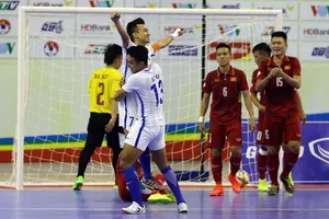 Đội Việt Nam có cơ hội đòi lại món nợ trước Malaysia ở vòng đấu bảng. Ảnh: DŨNG PHƯƠNG