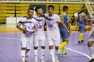 Thái Sơn Nam kịp lọt vào bán kết sau khi thắng Sanna Khánh Hòa. Ảnh: HỮU THÀNH